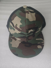 Cargar imagen en el visor de la galería, Breathable Customizable Blank Baseball Caps: Perfect for Summer.
