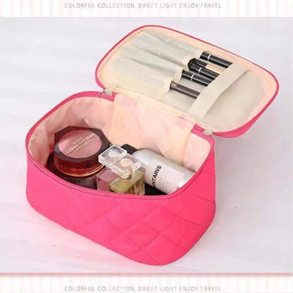 Makeup Bag Portable Large Capacity Storage Box Advanced Carry On Waterproof Wash Cute Sweet Handbag Simple Toiletry Bag