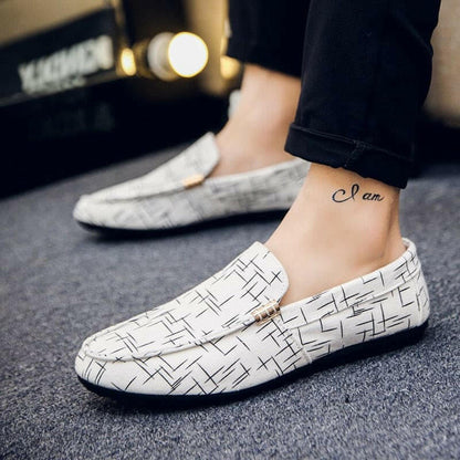 Men Loafers 2023 Spring Summer Men Shoes Casual Shoes Light Canvas Youth Shoes Men Breathable Fashion Flat Footwear.